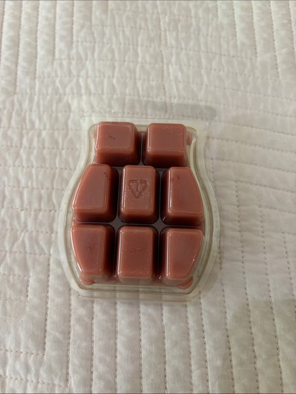 Scentsy Vanilla Suede Wax Bar & Bulb Packs